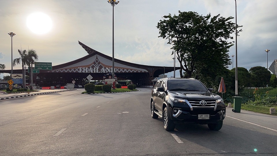 ด่านชายแดนมิตรภาพ ไทย-ลาว หนองคาย